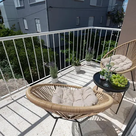 Sea View Terrace *
