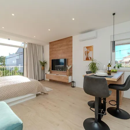 Sea View Terrace Διαμέρισμα *