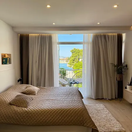 Sea View Terrace *